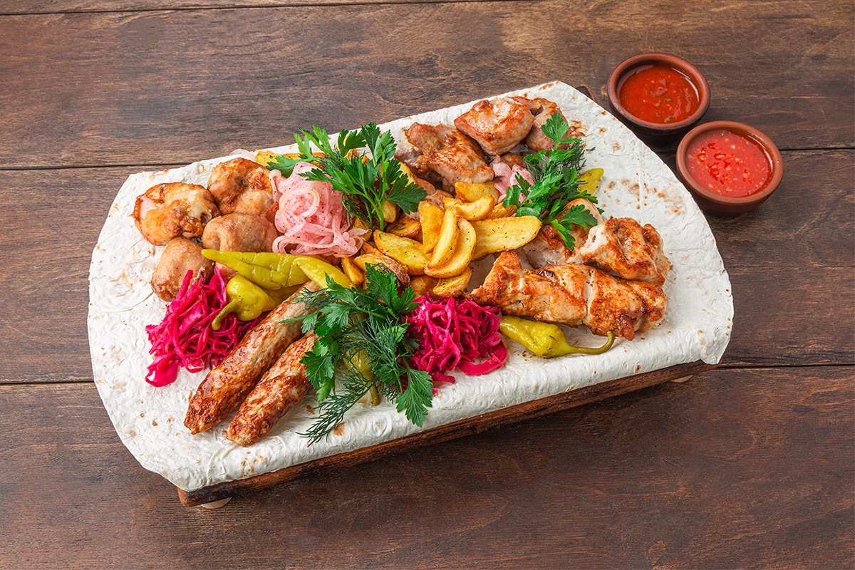 Заказать шашлык с доставкой по Санкт-Петербургу | BAHROMA - ресторан ...