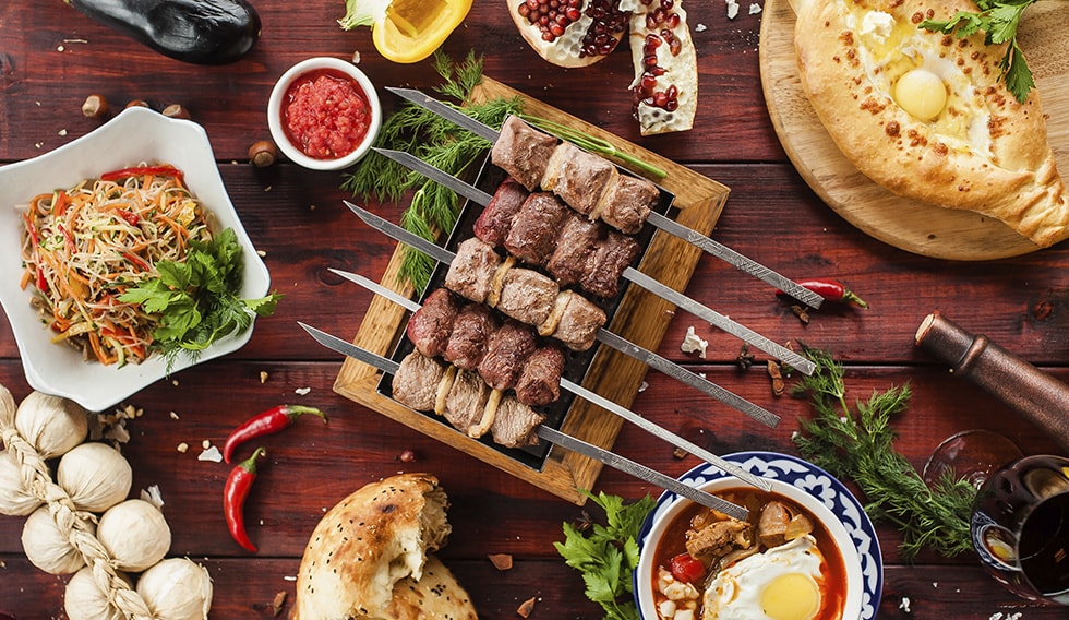 Шашлык, шаурма, люля-кебаб – доставка еды из ресторана узбекской кухни BAHROMA