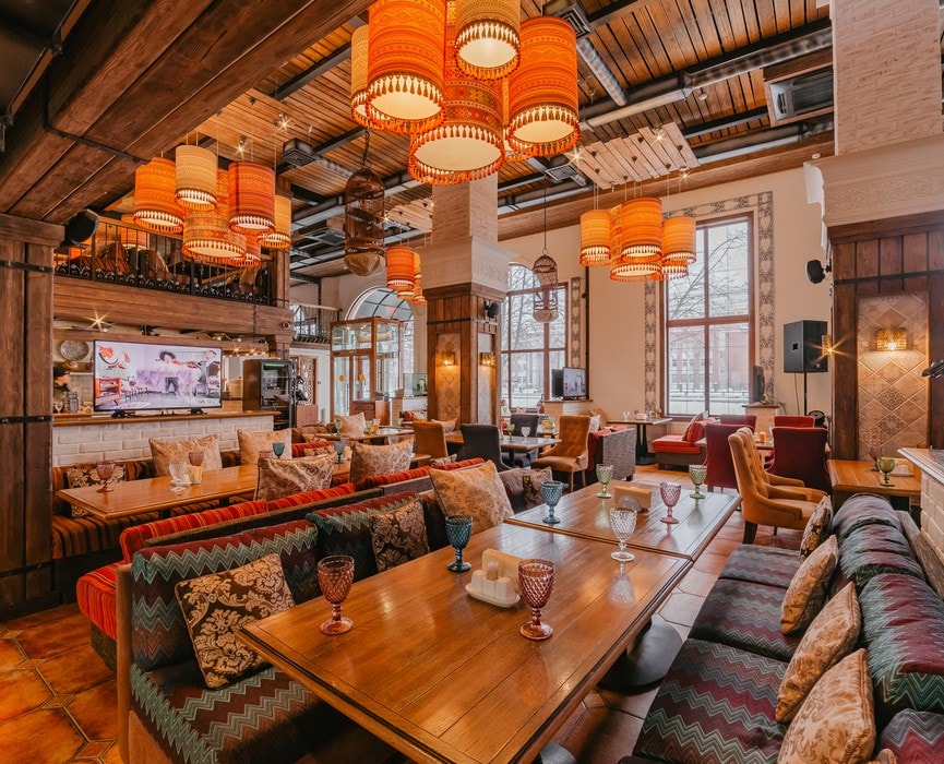 Интерьер ресторана BAHROMA, Доблести ул., 35