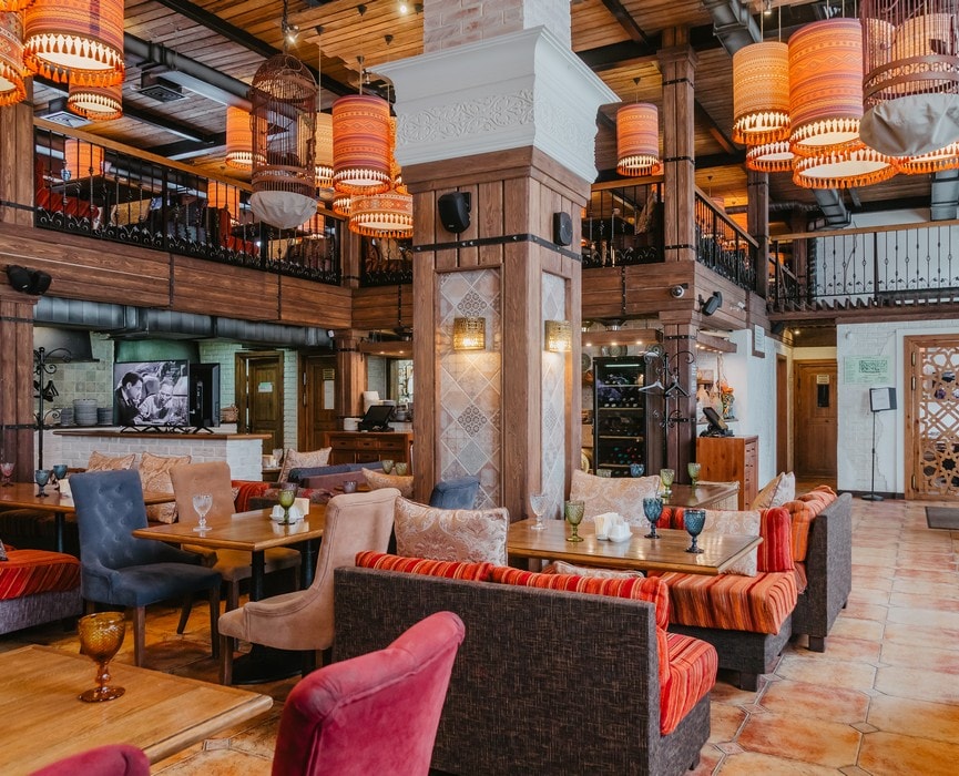 Интерьер ресторана BAHROMA, Доблести ул., 35