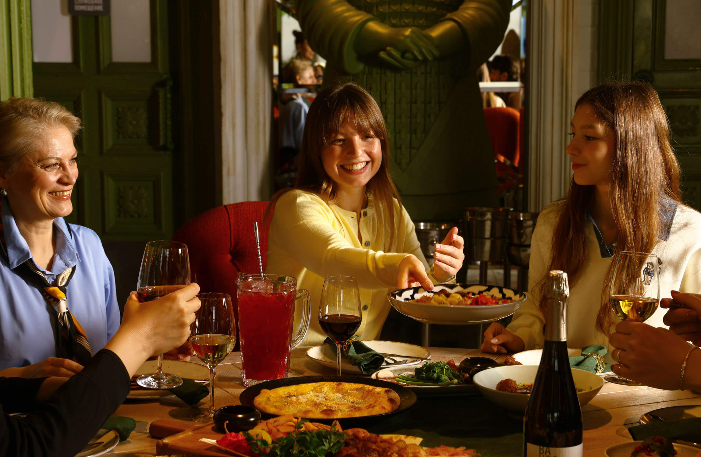 Каждый вторник -30% женским компаниям на всё