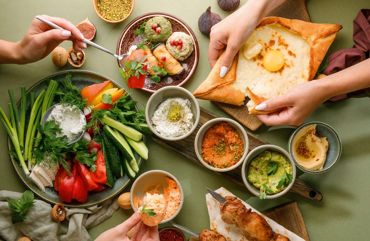 Не корпоратив, а восточный пир: праздник для сотрудников в ресторане армянской кухни